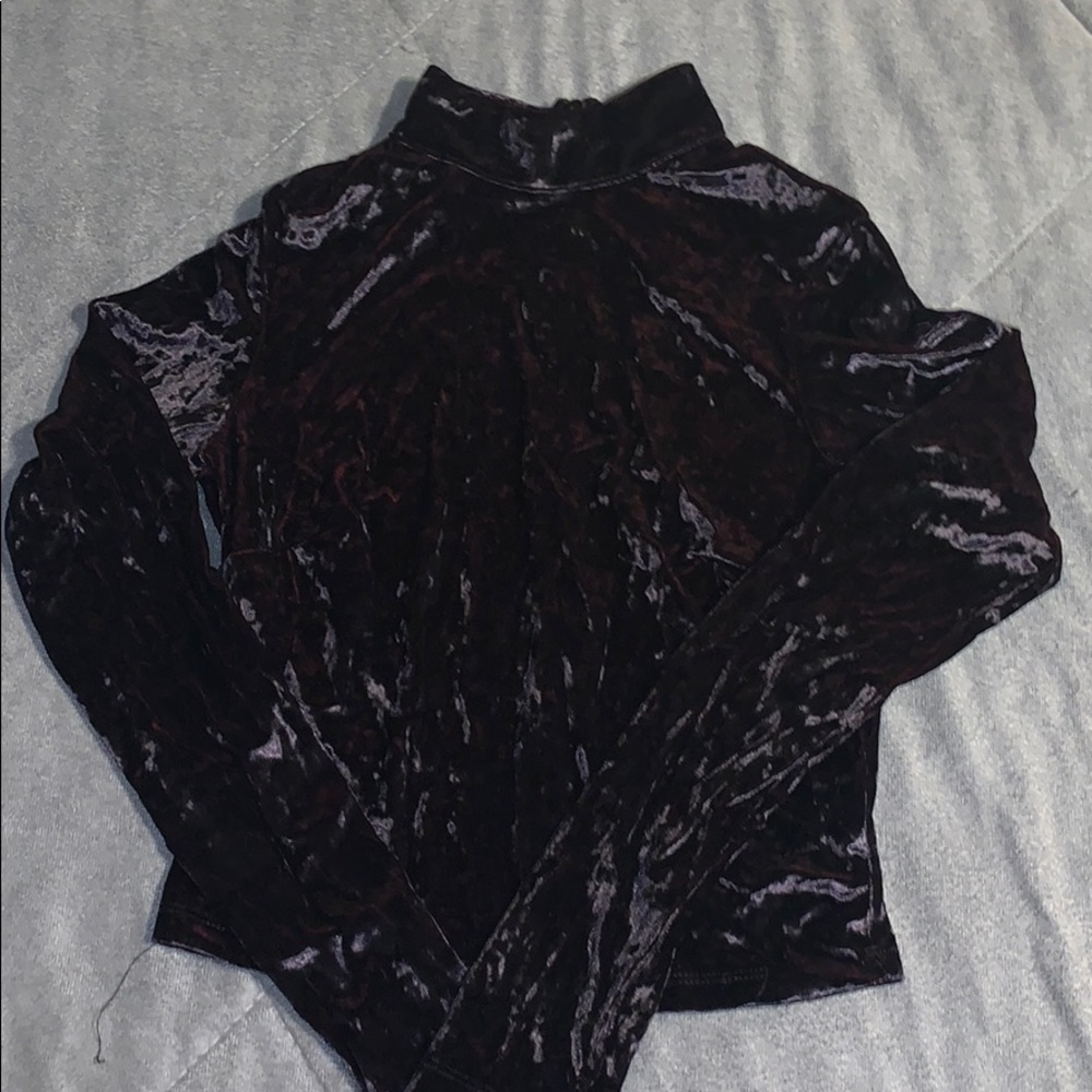 Black with burgundy tint velvet long sleeve